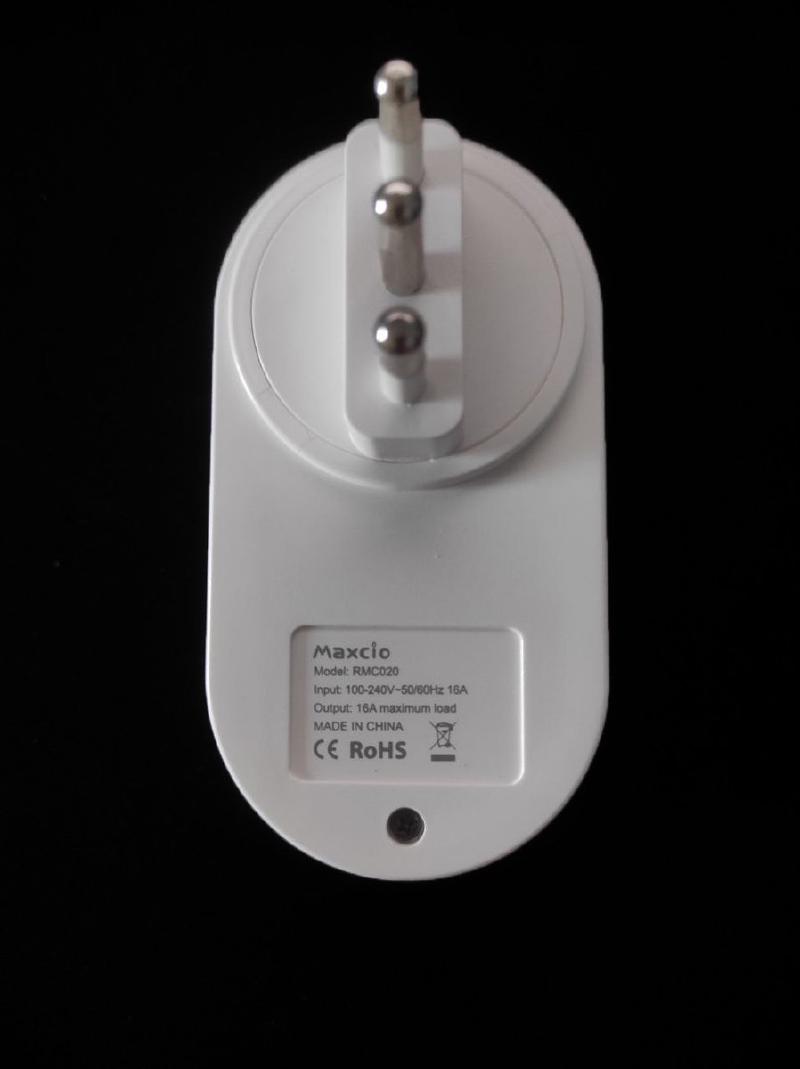 Maxcio RMC020 IT - MaxcioRMC020retro.jpg