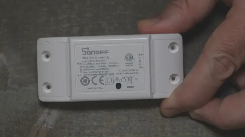 Sonoff BASIC R4 v1.0 - sonoff_basic_r4.webp