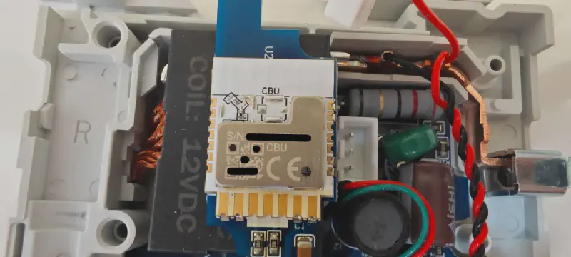 Tongou TO-Q-SYS-JWT DIN Rail Switch and Meter - CBU-board.webp