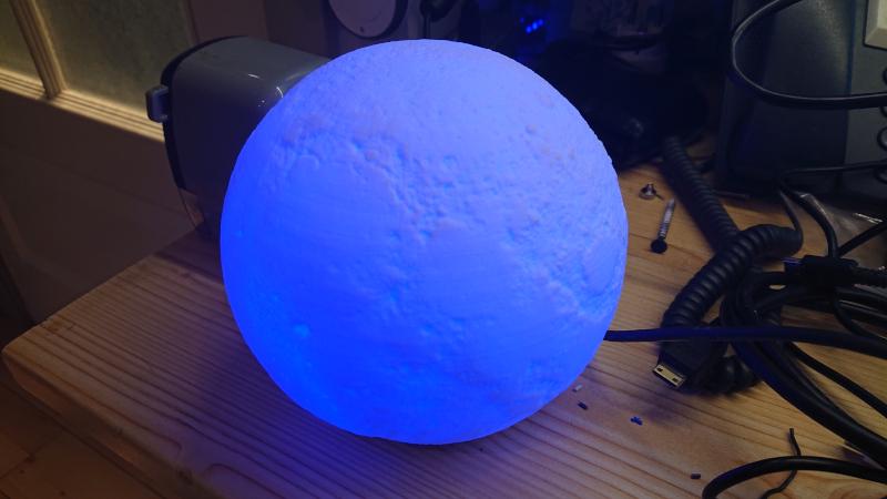 Zemismart Moonlamp - Moonlamp.jpg